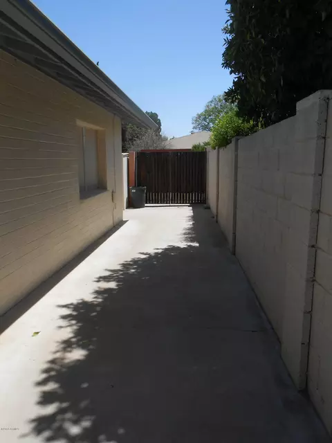 1845 E Auburn Dr, Tempe, AZ 85283 photo 8