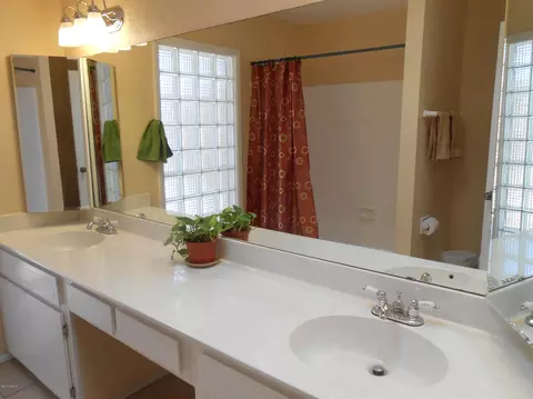 1845 E Auburn Dr, Tempe, AZ 85283 photo 6