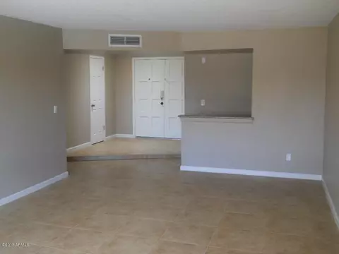 2816 E Cannon Dr, Phoenix, AZ 85028 photo 4