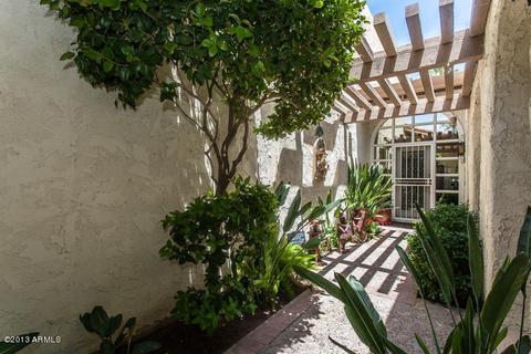 77 E Missouri Ave #8, Phoenix, AZ 85012 photo 2