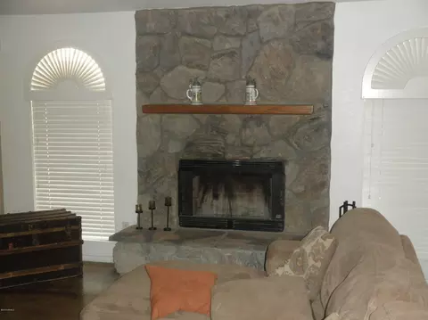 431 E San Pedro Ave, Gilbert, AZ 85234 photo 4
