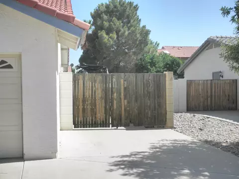 431 E San Pedro Ave, Gilbert, AZ 85234 photo 2