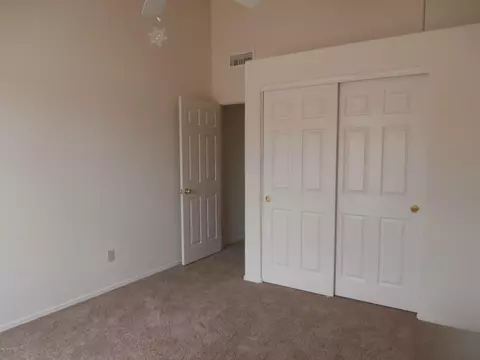 913 E Verbena Dr, Phoenix, AZ 85048 photo 9