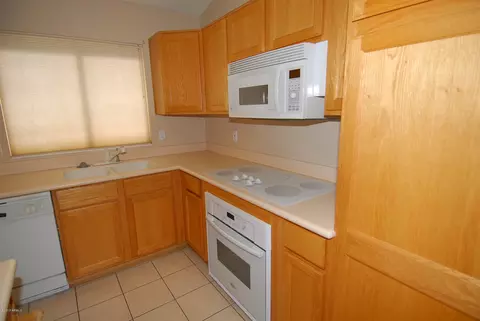 7739 E Decatur Cir, Mesa, AZ 85207 photo 4