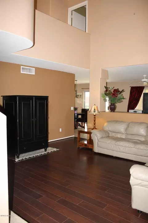 3946 E Rosemonte Dr, Phoenix, AZ 85050 photo 5