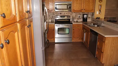 1022 E Citation Ln, Tempe, AZ 85284 photo 8