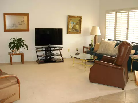 4027 E Lavender Ln, Phoenix, AZ 85044 photo 7