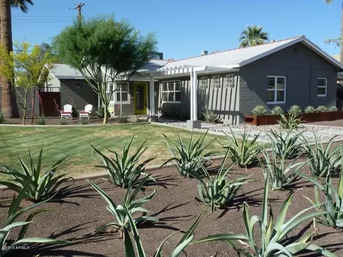 1902 Earll Dr, Phoenix, AZ 85016 photo 1