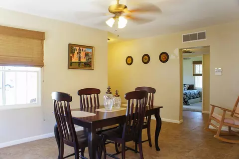 2700 E Amelia Ave, Phoenix, AZ 85016 photo 6