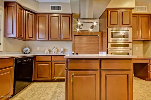 908 E Derby Dr, Tempe, AZ 85284 photo 6