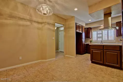 908 E Derby Dr, Tempe, AZ 85284 photo 9