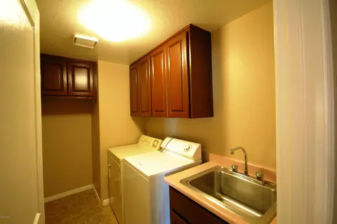 908 E Derby Dr, Tempe, AZ 85284 photo 13