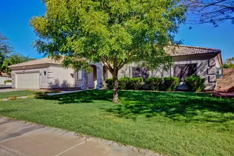 908 E Derby Dr, Tempe, AZ 85284 photo 2
