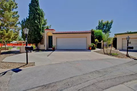 4814 Earll Dr, Phoenix, AZ 85018 photo 3