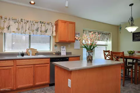 2201 E Paraiso Dr, Phoenix, AZ 85024 photo 10