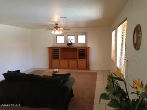 539 E Betsy Ln, Gilbert, AZ 85296 photo 10