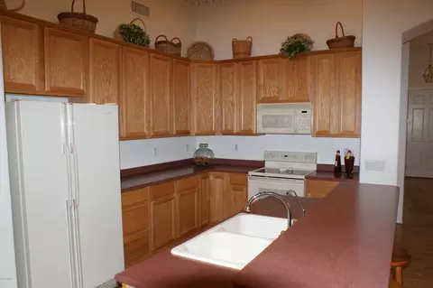 7015 W Potter Dr, Glendale, AZ 85308 photo 5
