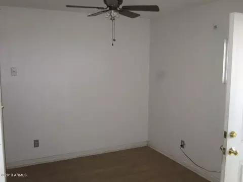 4255 N 67th Dr, Phoenix, AZ 85033 photo 3