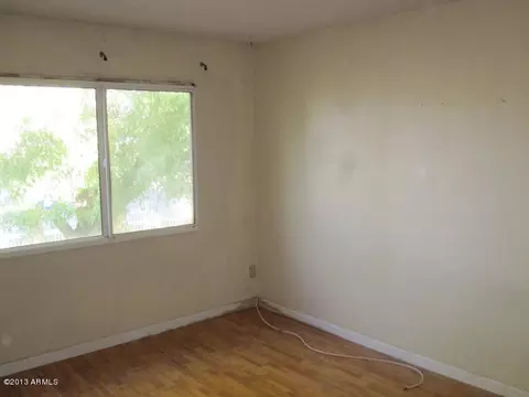 4255 N 67th Dr, Phoenix, AZ 85033 photo 7