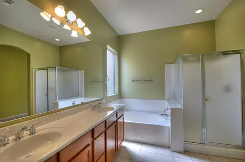 2785 E Michelle Way, Gilbert, AZ 85234 photo 10