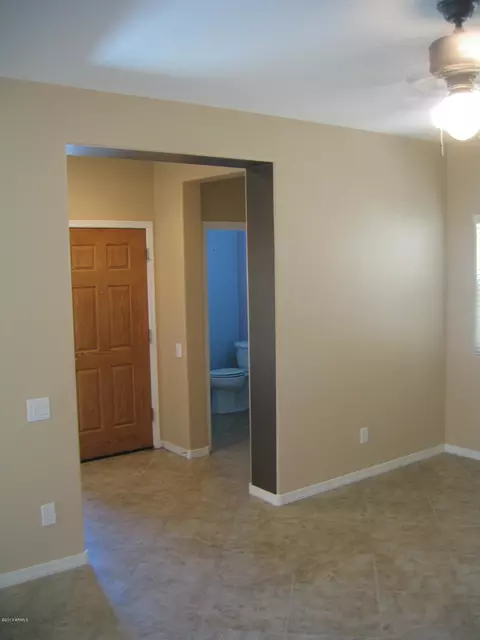 3937 E Cat Balue Dr, Phoenix, AZ 85050 photo 17