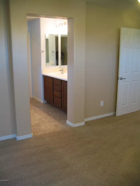 3937 E Cat Balue Dr, Phoenix, AZ 85050 photo 21