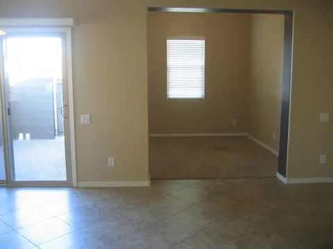 3937 E Cat Balue Dr, Phoenix, AZ 85050 photo 12