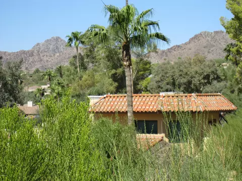 5850 N 46th St, Phoenix, AZ 85018 photo 2