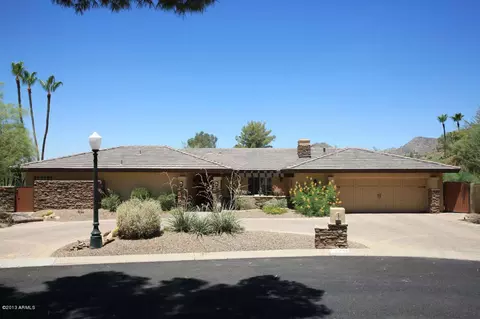 5840 N 45th Pl, Phoenix, AZ 85018 photo 1