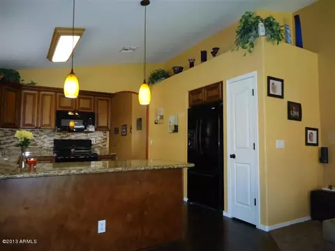 10852 E Diamond Ave, Mesa, AZ 85208 photo 3