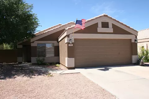 1743 E Horseshoe Ave, Gilbert, AZ 85296 photo 1
