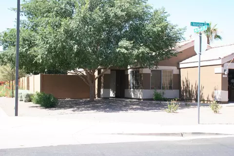1743 E Horseshoe Ave, Gilbert, AZ 85296 photo 3