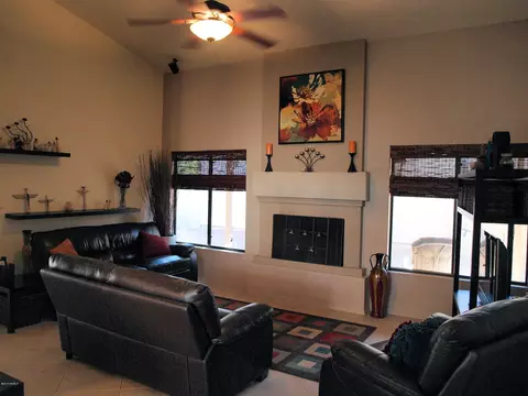 4349 E Dry Creek Rd, Phoenix, AZ 85044 photo 11