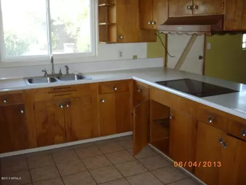 4102 E Almeria Rd, Phoenix, AZ 85008 photo 5