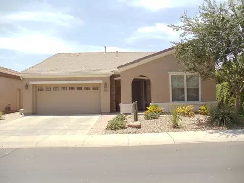 4211 E Carob Dr, Gilbert, AZ 85298 photo 1