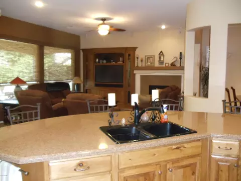 4211 E Carob Dr, Gilbert, AZ 85298 photo 7