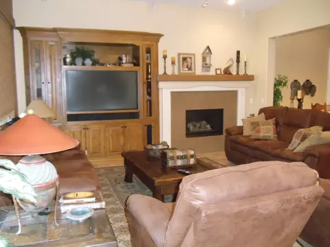 4211 E Carob Dr, Gilbert, AZ 85298 photo 30