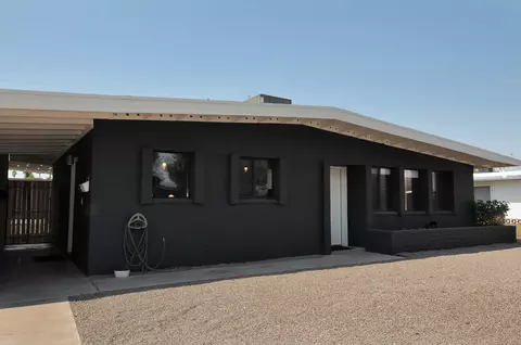 3727 E Shaw Butte Dr, Phoenix, AZ 85028 photo 2