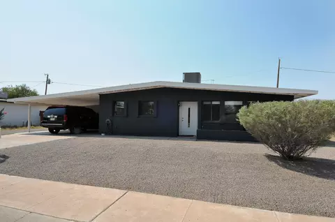 3727 E Shaw Butte Dr, Phoenix, AZ 85028 photo 1