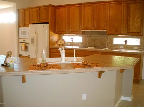4561 E Nightingale Ln, Gilbert, AZ 85298 photo 9