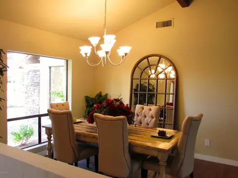 2035 E Redmon Dr, Tempe, AZ 85283 photo 3