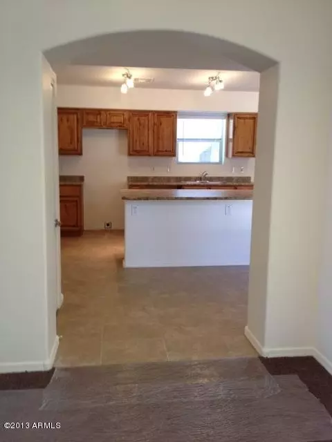 8016 S 2nd Dr, Phoenix, AZ 85041 photo 10