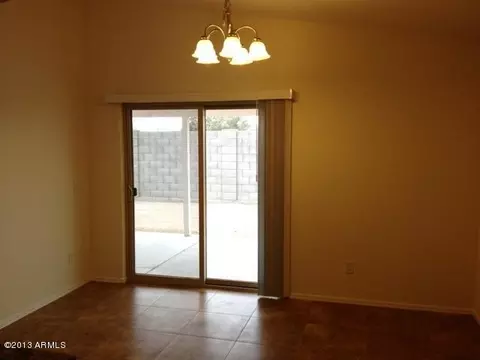 8106 S 2nd Dr, Phoenix, AZ 85041 photo 9