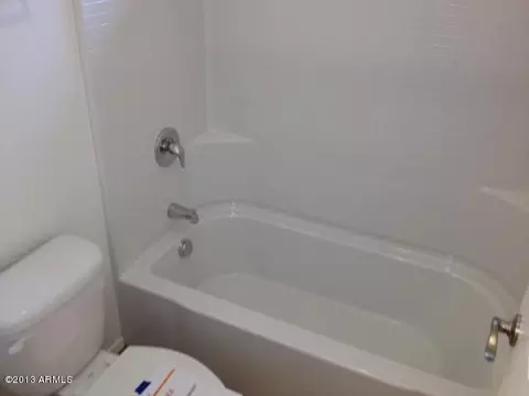 8106 S 2nd Dr, Phoenix, AZ 85041 photo 19