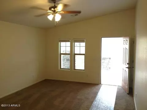 8106 S 2nd Dr, Phoenix, AZ 85041 photo 5