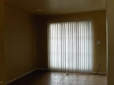 1734 W Bowker St, Phoenix, AZ 85041 photo 2