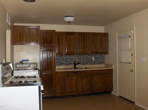 1734 W Bowker St, Phoenix, AZ 85041 photo 3