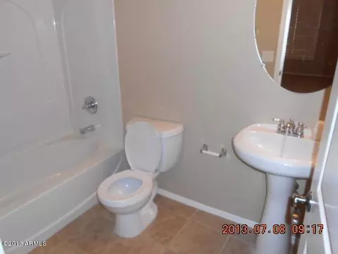 4070 E Windsor Dr, Gilbert, AZ 85296 photo 2