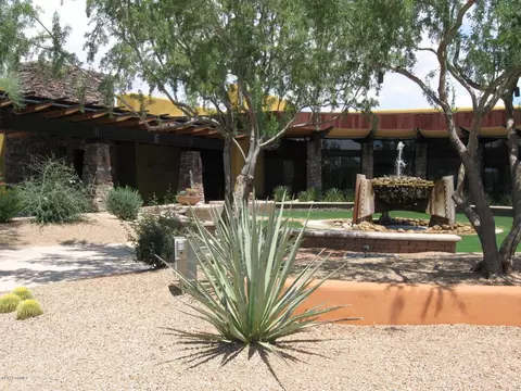 3971 E Crest Ln, Phoenix, AZ 85050 photo 37