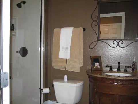 3971 E Crest Ln, Phoenix, AZ 85050 photo 15
